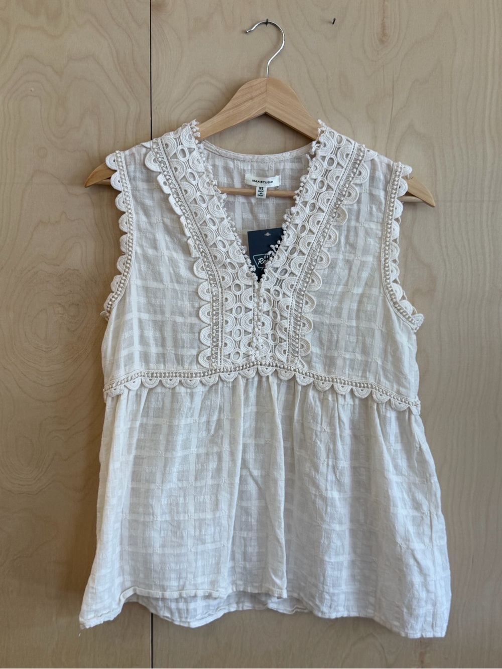 Max Studio Cream Lace-Trim Sleeveless Peasant Top